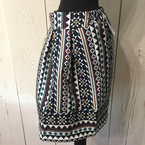 BNWT Lovely Girl Pleated Flair Skirt - Picture 2 of 7